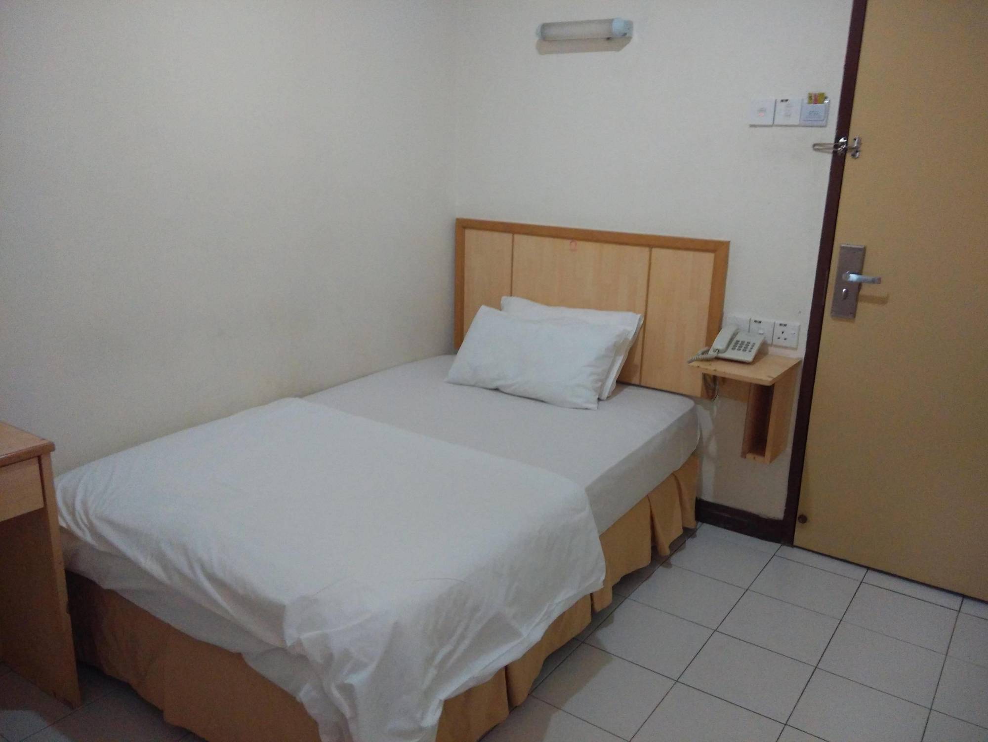 Fresh Hotel Bercham Іпох Екстер'єр фото