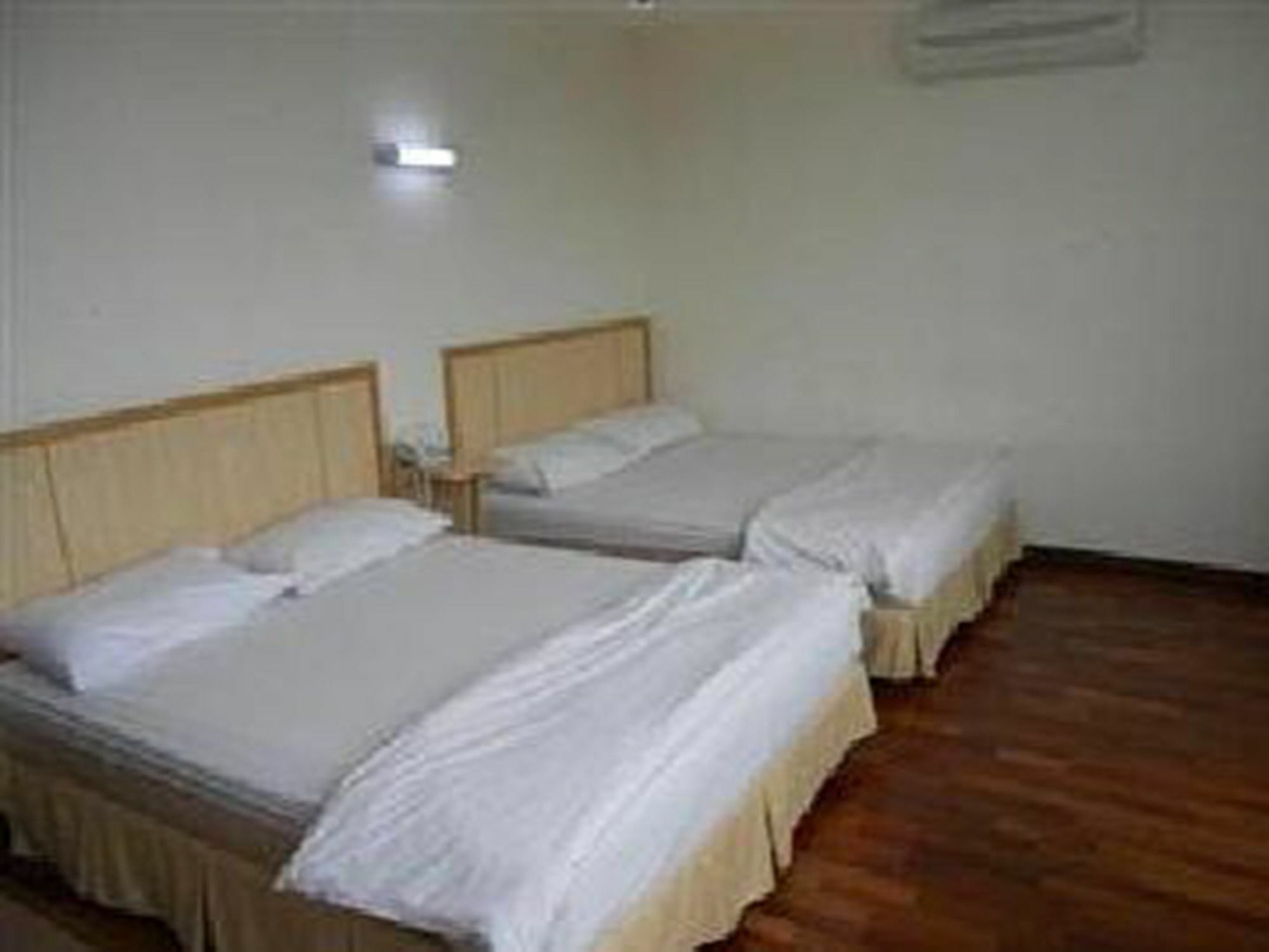 Fresh Hotel Bercham Іпох Екстер'єр фото